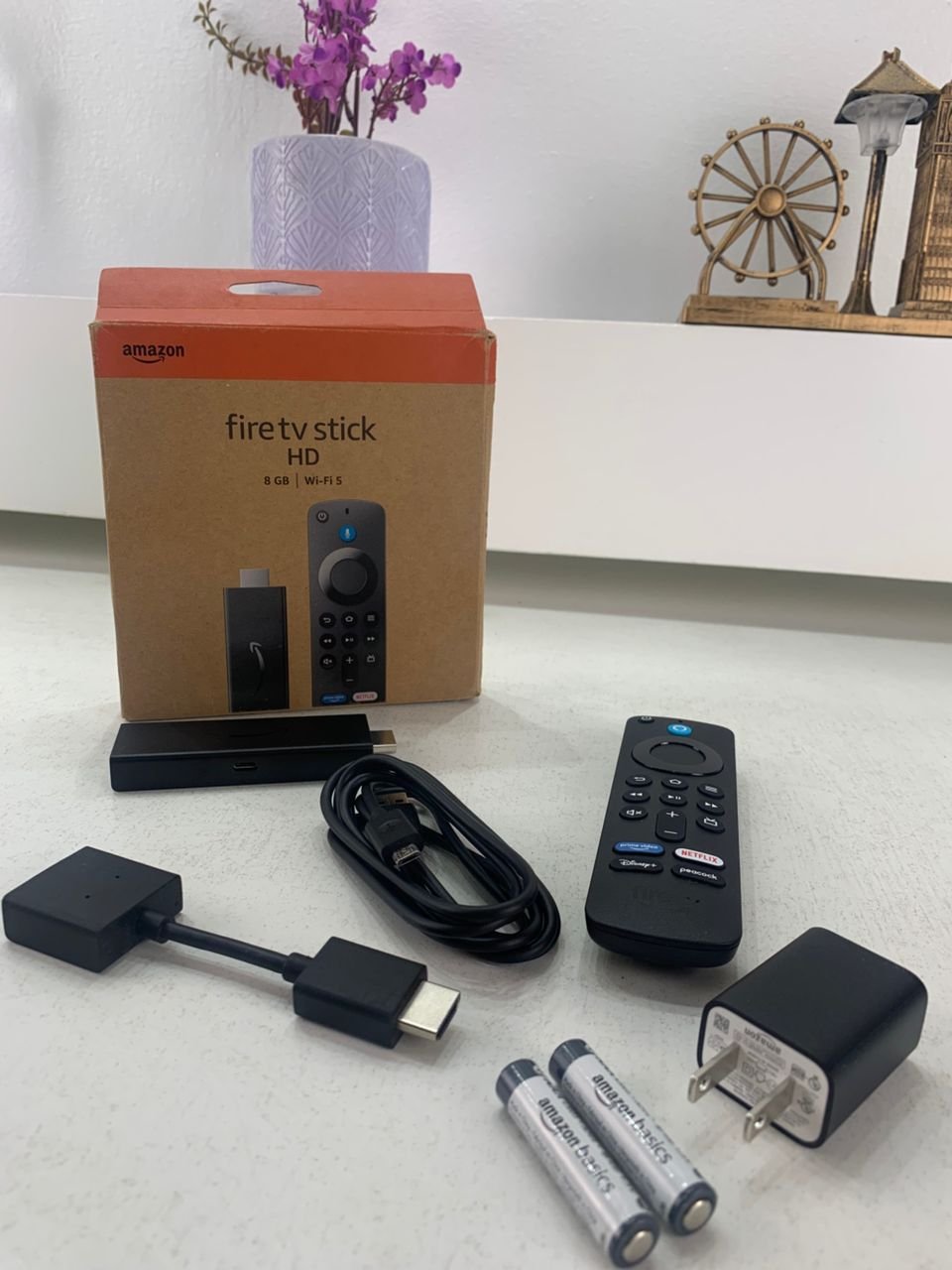 Amazon Fire TV Stick HD Wi-Fi 5 – Transformez votre téléviseur en une interface intelligente image 6