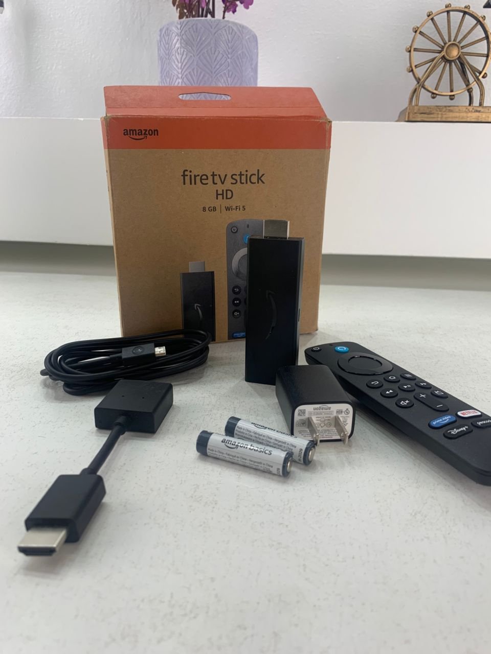 Amazon Fire TV Stick HD Wi-Fi 5 – Transformez votre téléviseur en une interface intelligente image 7