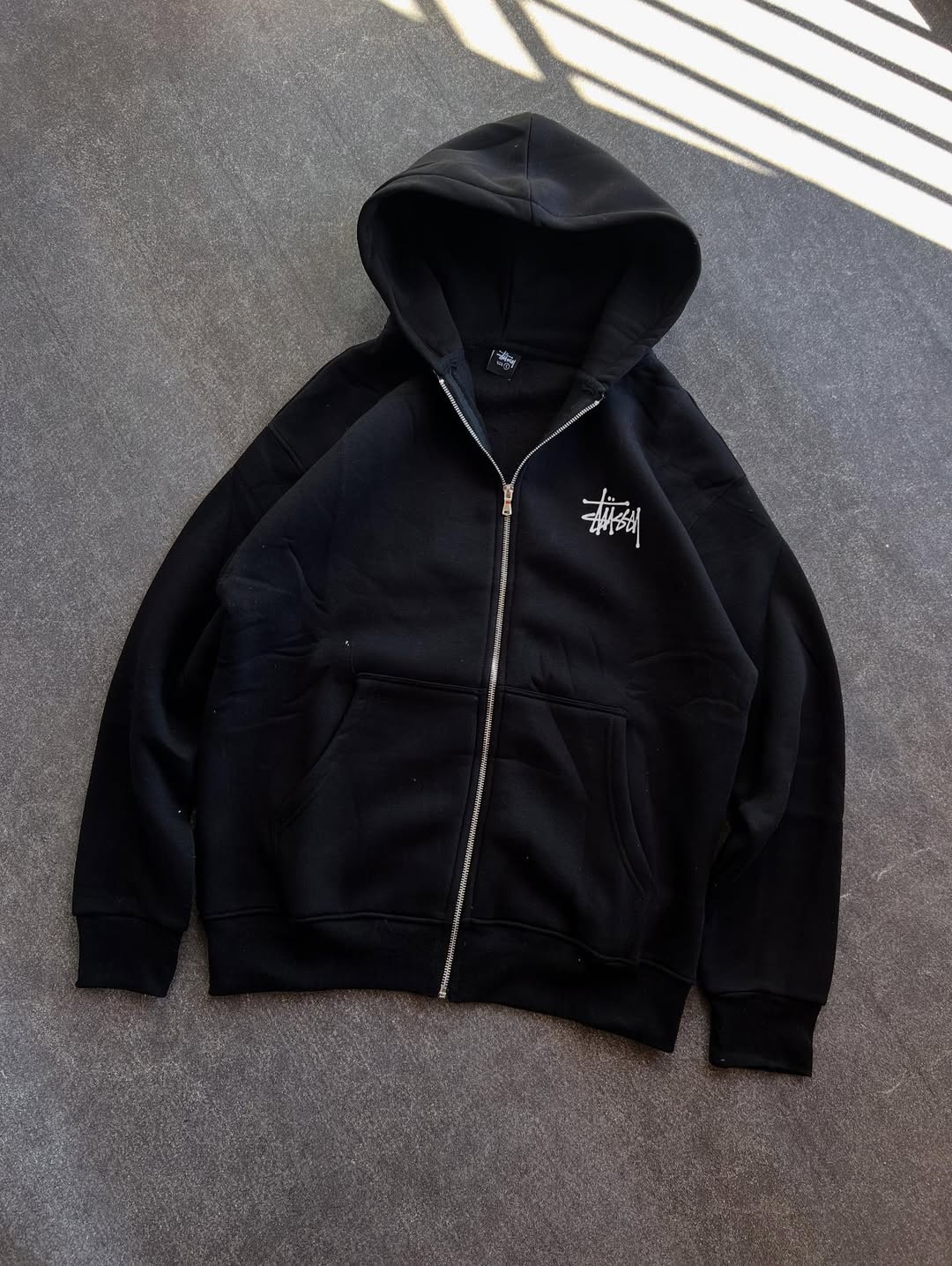 STUSSY Zip-Up Veste – Hoodie Streetwear Iconique & Style Urbain Premium