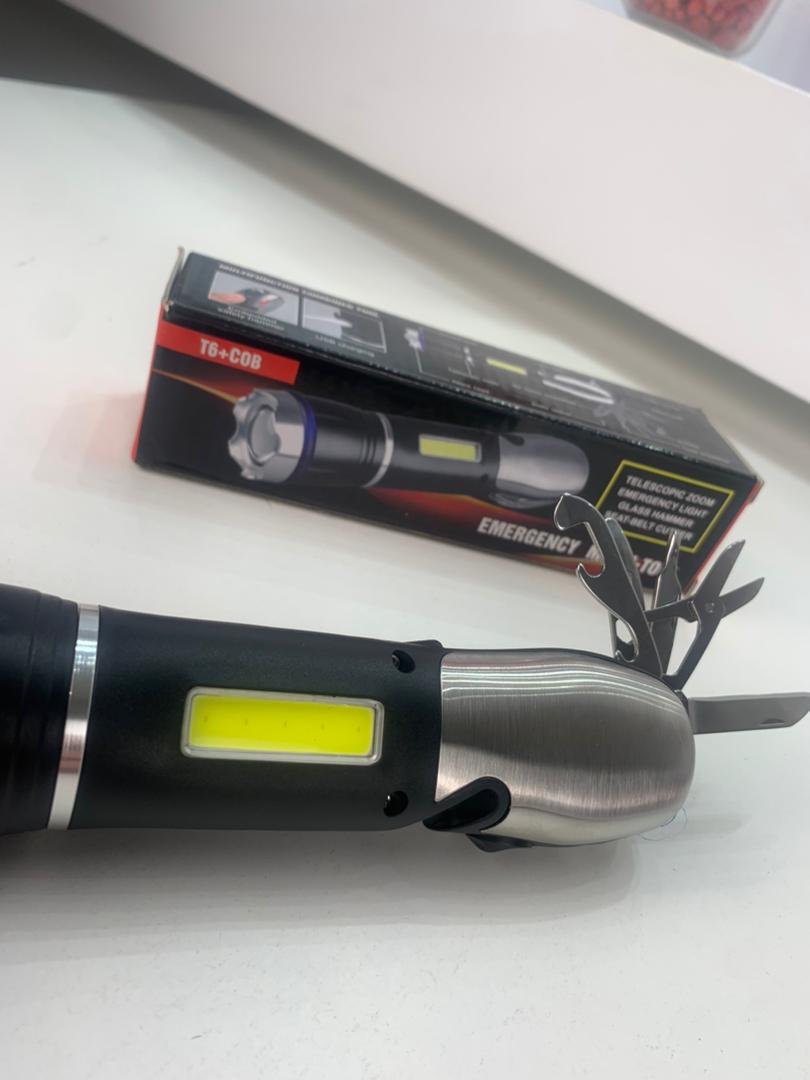 Lampe de Poche Multifonction 13-en-1 - Outil de Sécurité et d'Urgence image 3