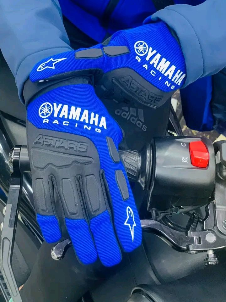 Gants YAMAHA MX & Alpinestars – Performance Moto & Protection Professionnelle