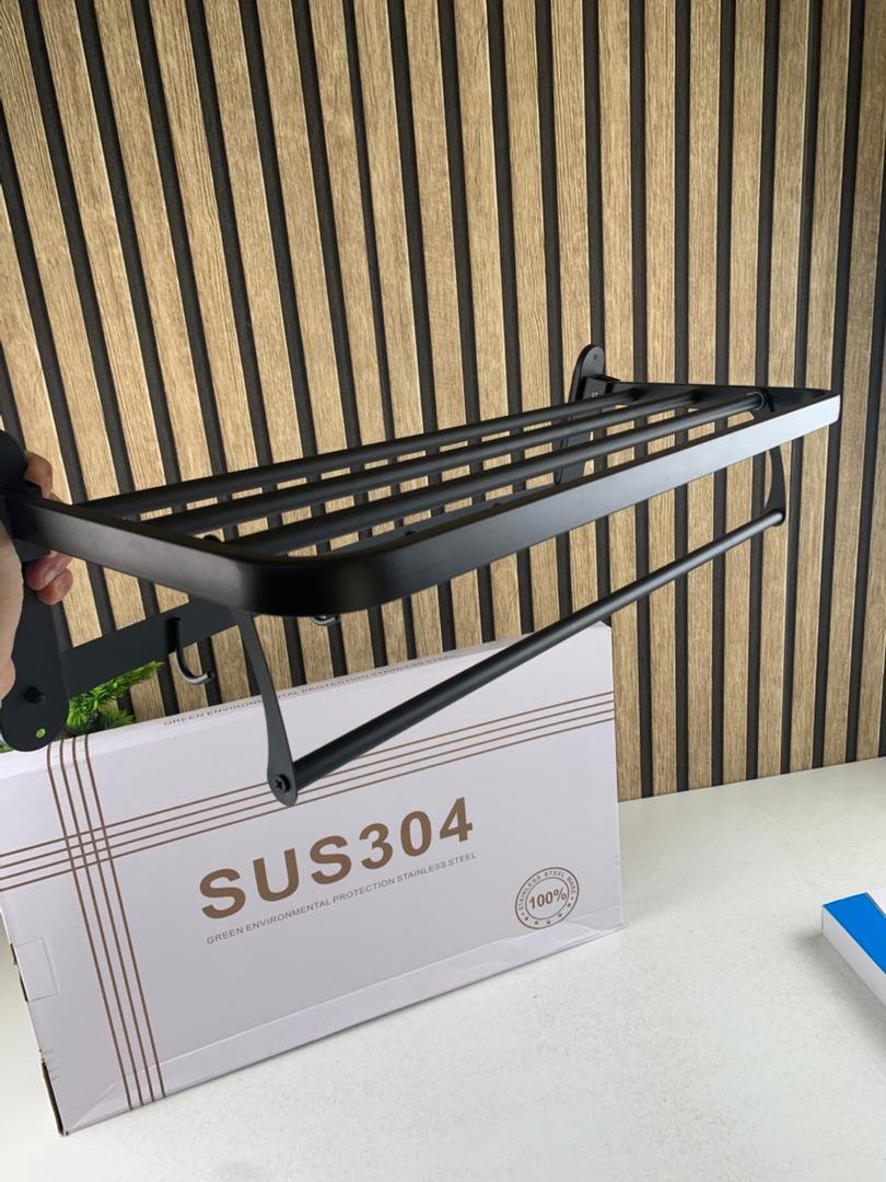 Porte-serviette mural pliable en aluminium noir V2 – Élégance et praticité pour votre salle de bain image 7