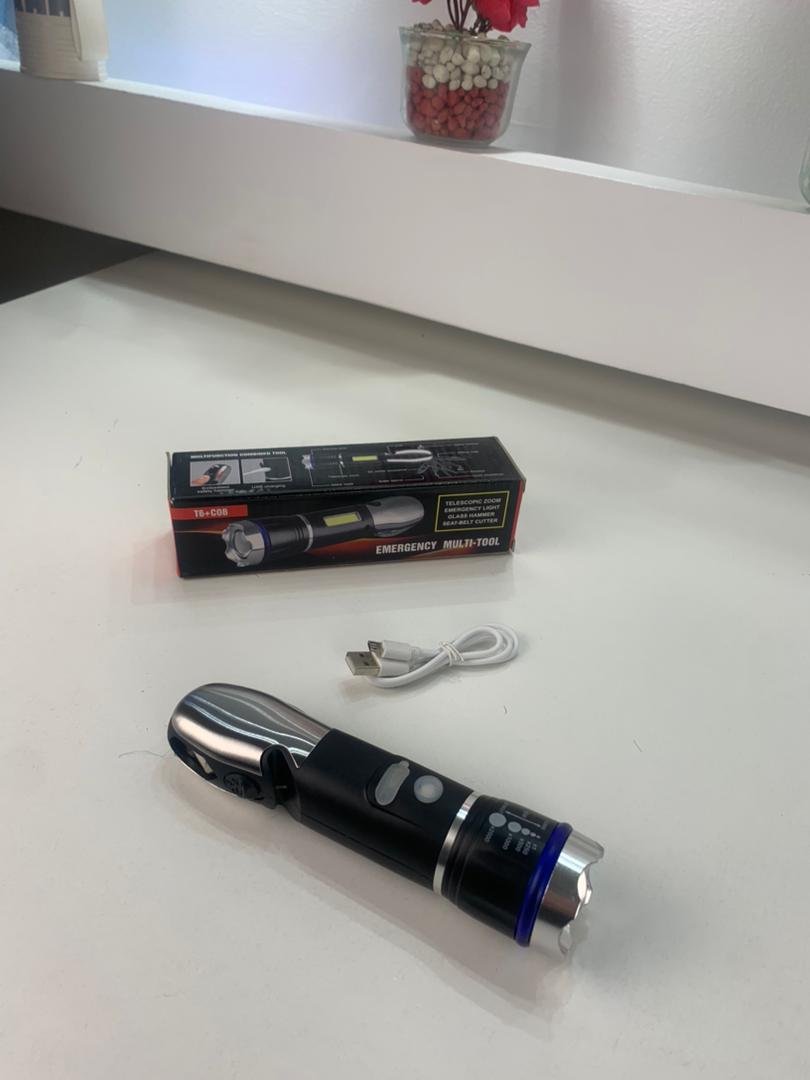 Lampe de Poche Multifonction 13-en-1 - Outil de Sécurité et d'Urgence image 2