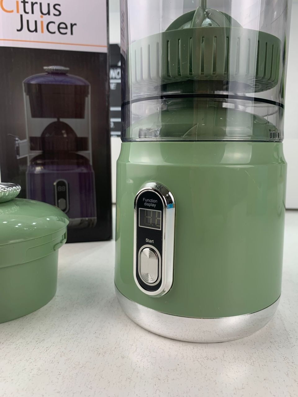 Extracteur de jus d'orange Presse-agrumes électrique portable  600 ml Rechargeable Moteur Silencieux image 7