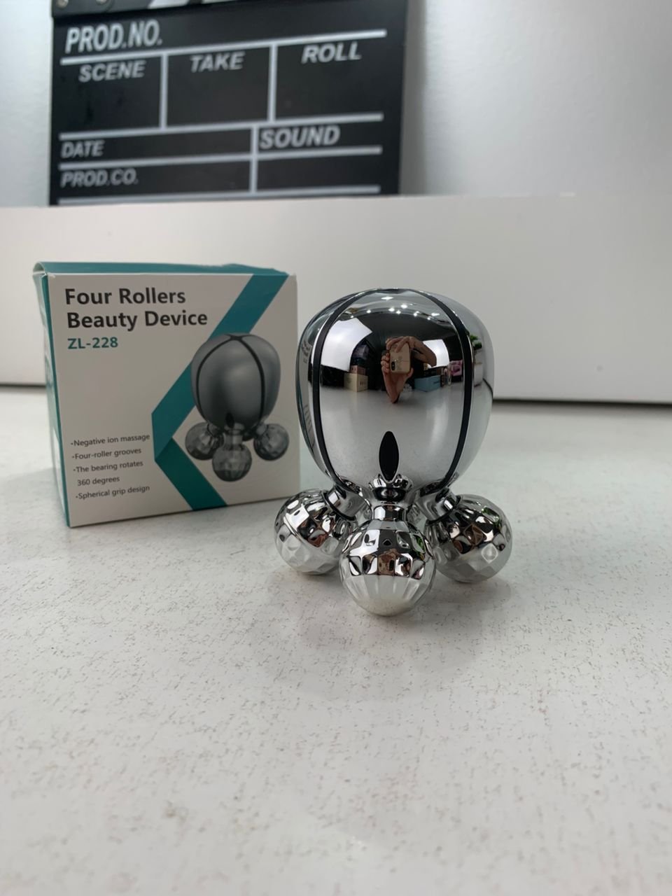 Appareil massant à rouleaux pour visage et corps image 3