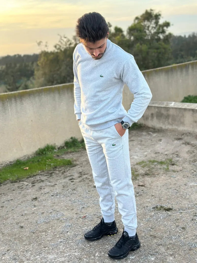 Ensemble LACOSTE High Quality Noir/Gris – Élégance Sport Chic & Confort Premium