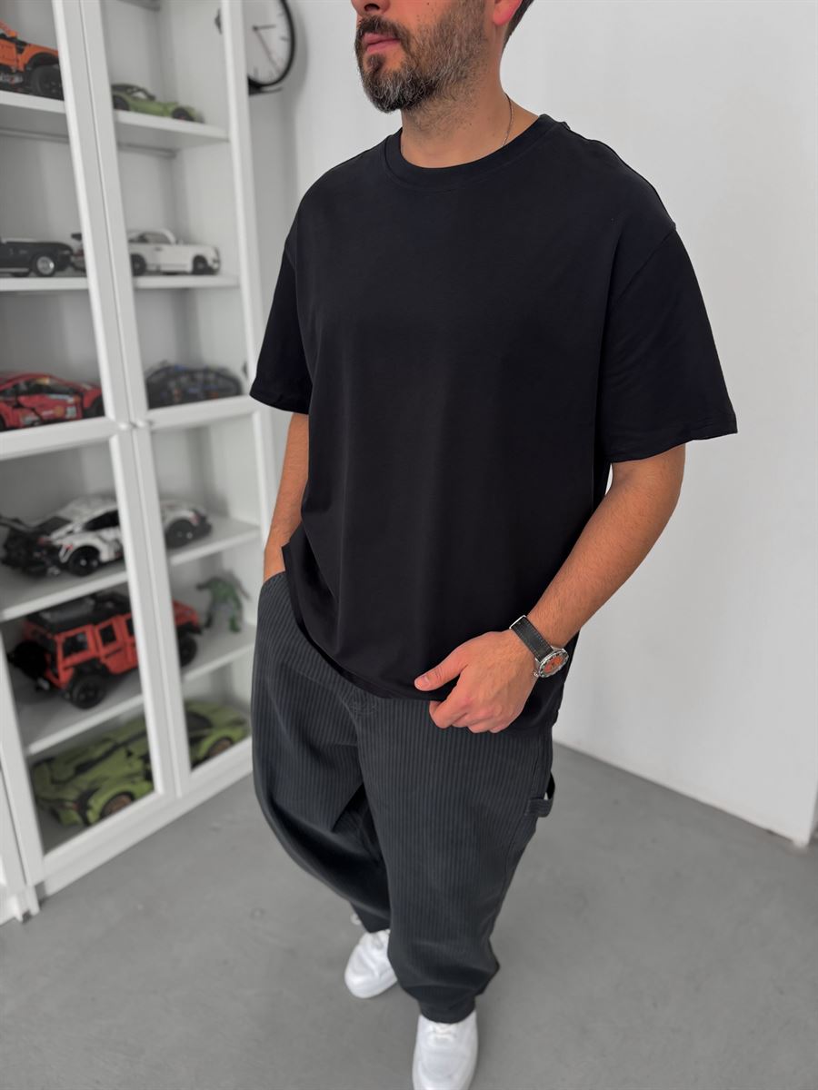 T-Shirt Noir & Blanc – Style Minimaliste & Confort Absolu