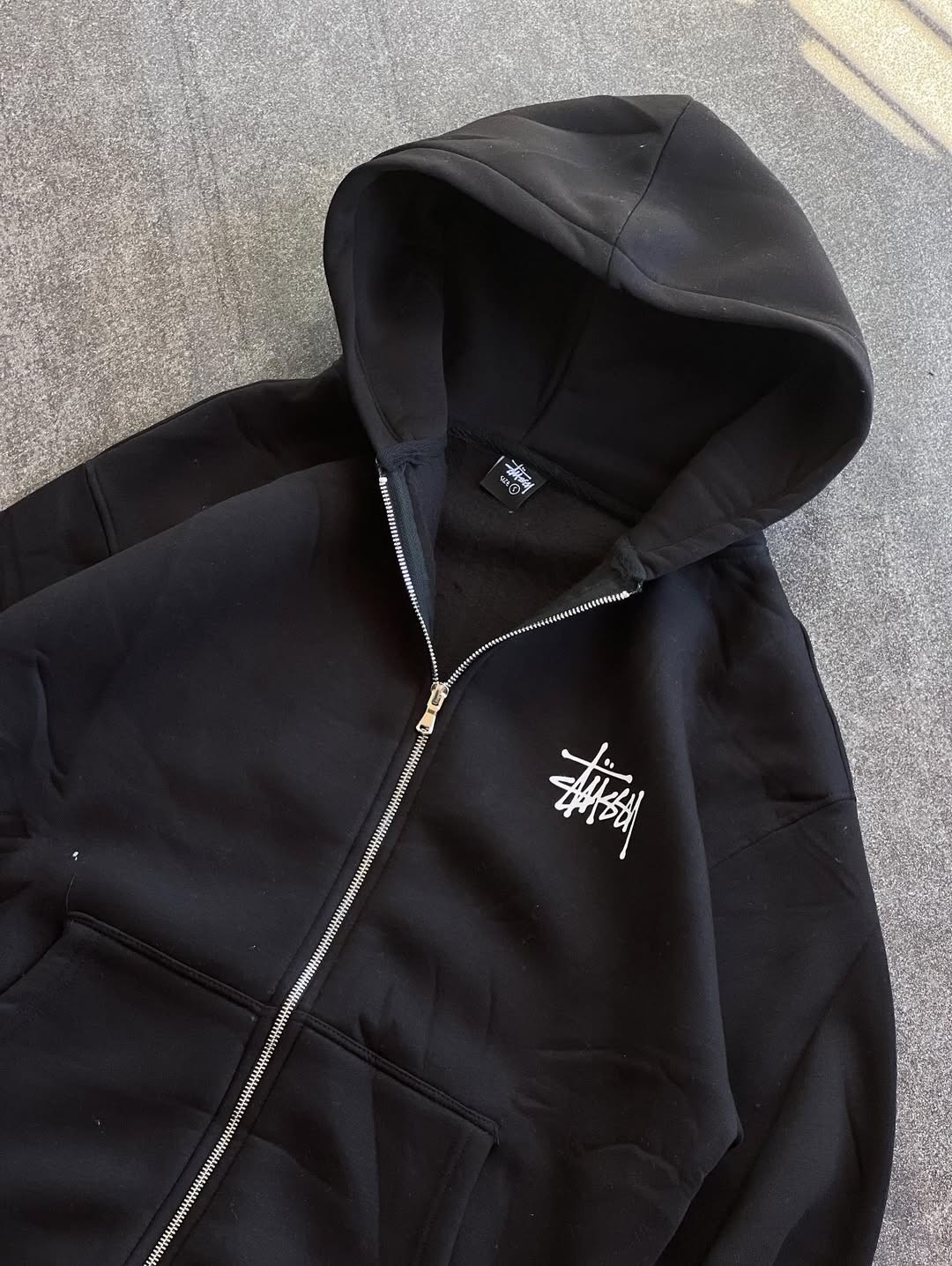 STUSSY Zip-Up Veste – Hoodie Streetwear Iconique & Style Urbain Premium
